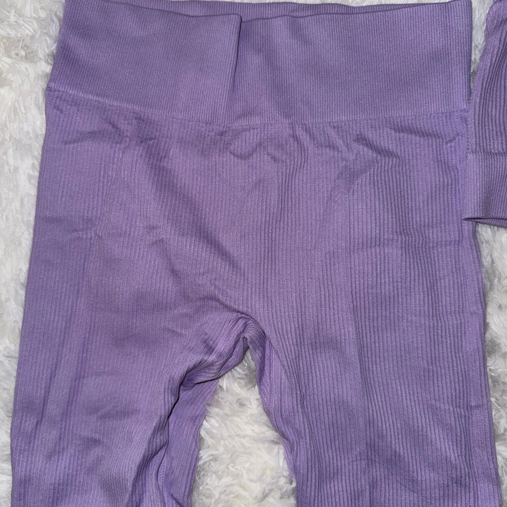 Amazon One-Shoulder Lavender Ribbed Active Set - Picture 4 of 5